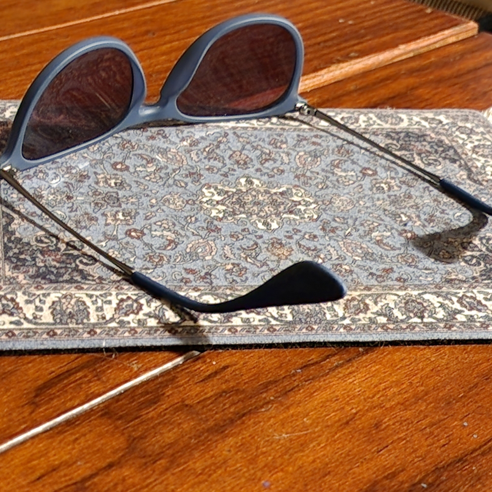 Like NEW: Ray-Ban | Erika | Women's CUSTOM Sunglasses | Blue Frames | Polarized - Picture 8 of 12